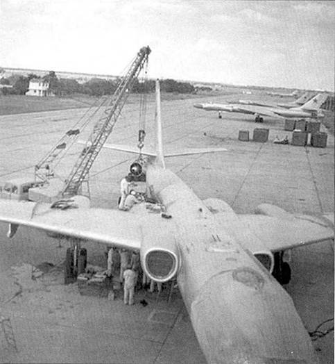 Ту-16 Ракетно бомбовый ударный комплекс Советских ВВС pic_158.jpg