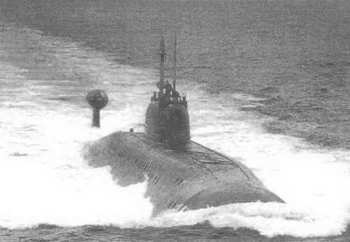 Боевые корабли мира на рубеже XX XXI веков. Часть I. Подводные лодки _68.jpg