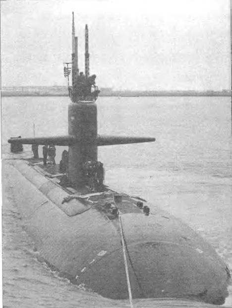 Боевые корабли мира на рубеже XX XXI веков. Часть I. Подводные лодки _85.jpg