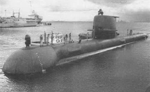 Боевые корабли мира на рубеже XX XXI веков. Часть I. Подводные лодки _124.jpg