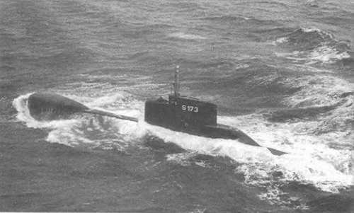 Боевые корабли мира на рубеже XX XXI веков. Часть I. Подводные лодки _160.jpg