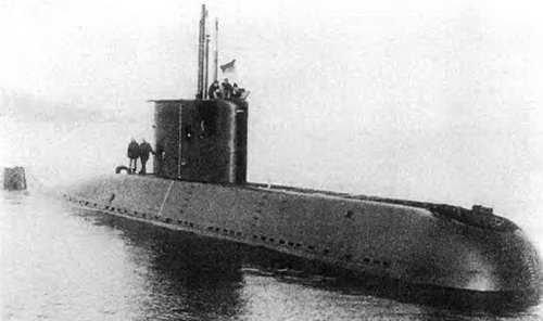 Боевые корабли мира на рубеже XX XXI веков. Часть I. Подводные лодки _293.jpg
