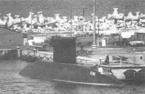 Боевые корабли мира на рубеже XX XXI веков. Часть I. Подводные лодки _343.jpg