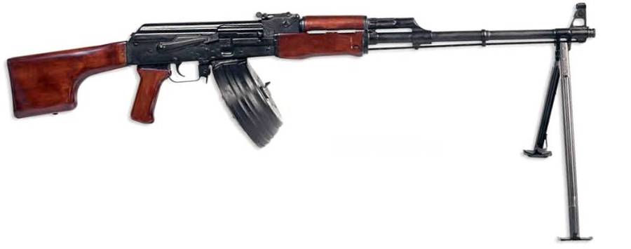 БОЕВОЕ СТРЕЛКОВОЕ ОРУЖИЕ РОССИИ _187.jpg