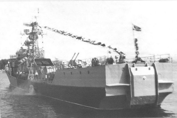 Корабли ВМФ СССР. Том 3. Противолодочные корабли. Часть 1. Противолодочные крейсера, большие противолодочные и сторожевые корабли pic_116.jpg