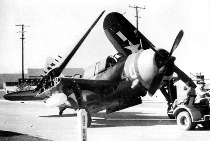 SB2C Helldiver pic_174.jpg