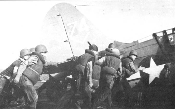 SB2C Helldiver pic_108.jpg