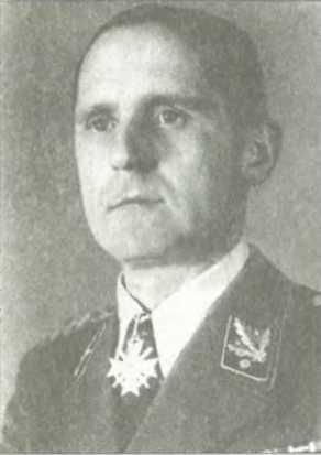 Партайгеноссе. Жизнь и смерть Мартина Бормана i_010.jpg
