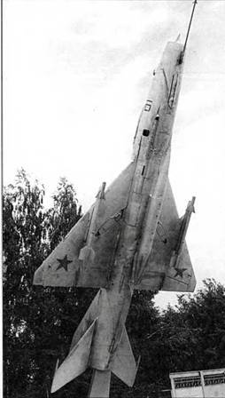 Истребитель МиГ-21 Рождение легенды pic_33.jpg