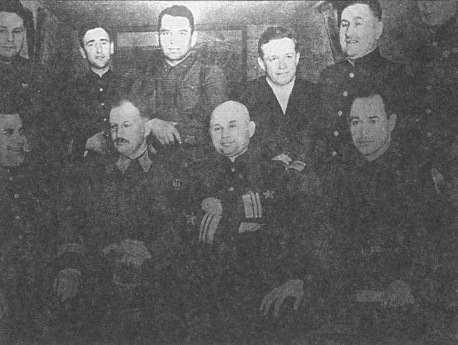 Адмирал Октябрьский против Муссолини _04.jpg