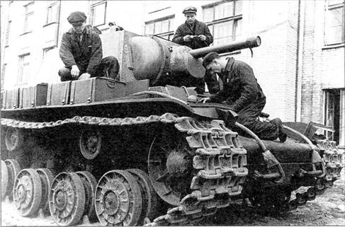 Танки, вперед! Курьезы танковой войны в битве за Ленинград i_006.jpg