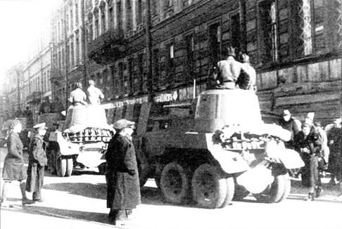 Танки, вперед! Курьезы танковой войны в битве за Ленинград i_007.jpg