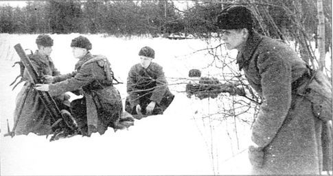 Танки, вперед! Курьезы танковой войны в битве за Ленинград i_016.jpg