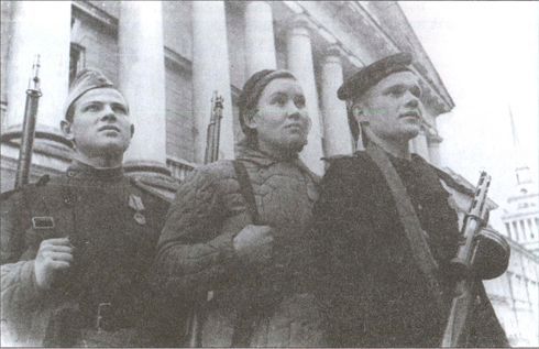 У стен Ленинграда i_041.jpg
