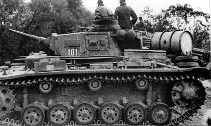 Трагедия Брестской крепости. Антология подвига. 22 июня - 23 июля 1941 года i_075.jpg