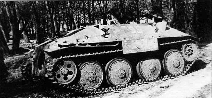 Бои у озера Балатон. Январь–март 1945 г. i_144.jpg