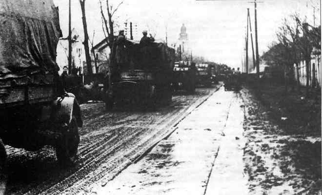 Бои у озера Балатон. Январь–март 1945 г. i_004.jpg