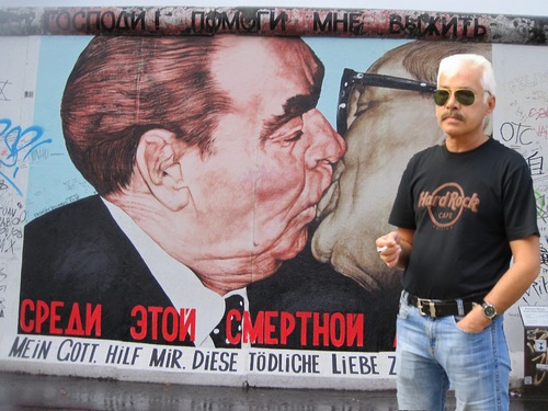 Песнь песней старого рокера BrezhnevundHonecker2.jpg_0