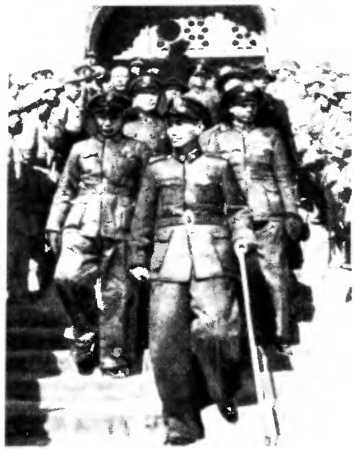 Судьба китайского Бонапарта i_032.jpg