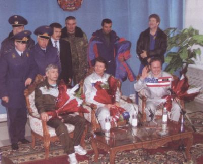 Повседневная жизнь российских космонавтов i_075.jpg