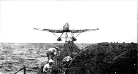 Подводные авианосцы японского флота i_012.jpg