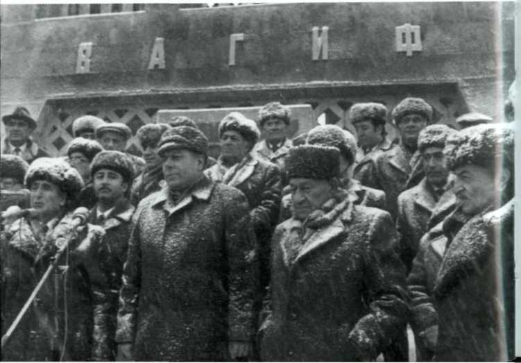 Ильхам Алиев image015.jpg