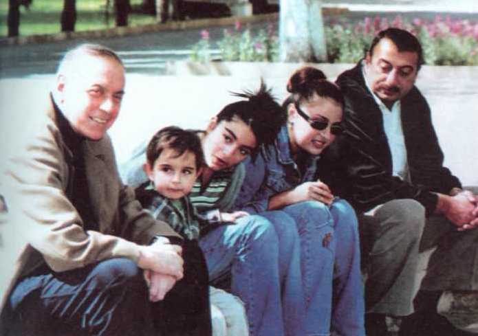 Ильхам Алиев image041.jpg