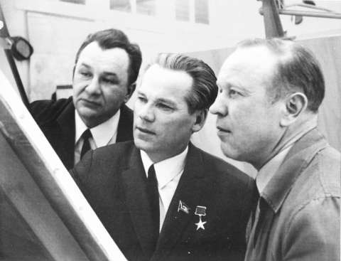 Михаил Калашников i_017.jpg