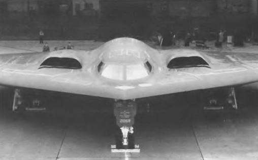 Энциклопедия современной военной авиации 1945-2002: Часть 1. Самолеты pic_551.jpg