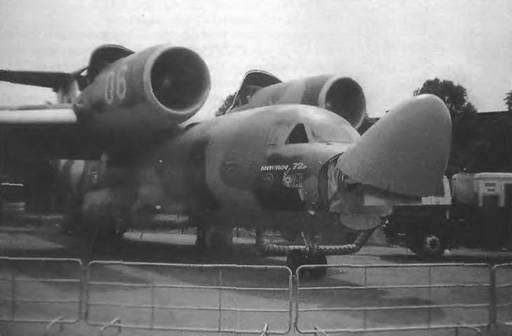 Энциклопедия современной военной авиации 1945-2002: Часть 1. Самолеты pic_596.jpg
