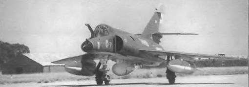 Энциклопедия современной военной авиации 1945-2002: Часть 1. Самолеты pic_619.jpg