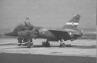 Энциклопедия современной военной авиации 1945-2002: Часть 1. Самолеты pic_627.jpg