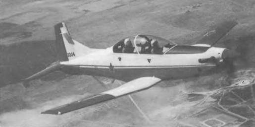 Энциклопедия современной военной авиации 1945-2002: Часть 1. Самолеты pic_657.jpg