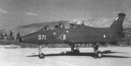 Энциклопедия современной военной авиации 1945-2002: Часть 1. Самолеты pic_678.jpg