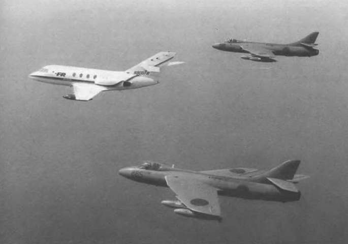 Энциклопедия современной военной авиации 1945-2002: Часть 1. Самолеты pic_176.jpg