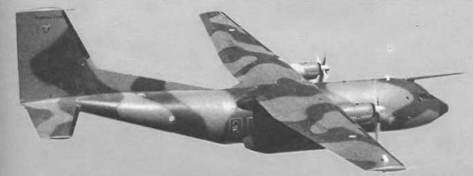 Энциклопедия современной военной авиации 1945-2002: Часть 1. Самолеты pic_282.jpg
