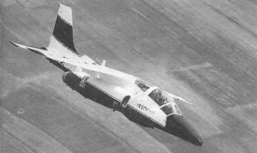 Энциклопедия современной военной авиации 1945-2002: Часть 1. Самолеты pic_288.jpg