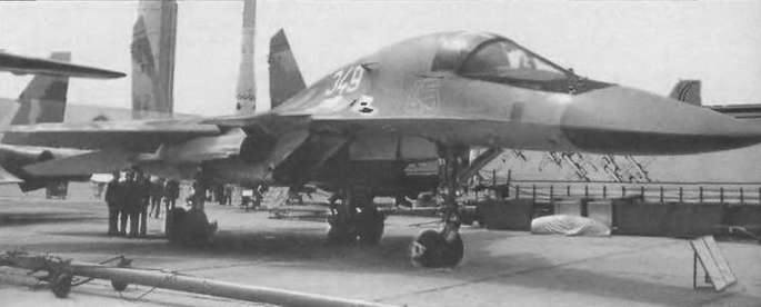 Энциклопедия современной военной авиации 1945-2002: Часть 1. Самолеты pic_377.jpg