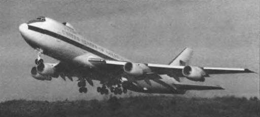 Энциклопедия современной военной авиации 1945-2002: Часть 1. Самолеты pic_425.jpg