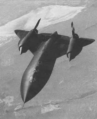 Энциклопедия современной военной авиации 1945-2002: Часть 1. Самолеты pic_507.jpg