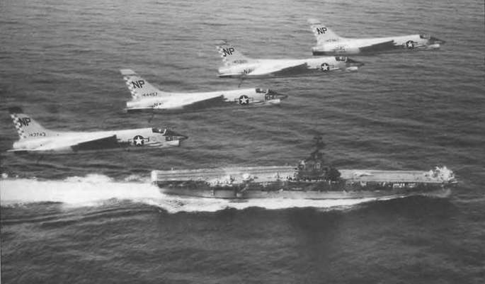 Энциклопедия современной военной авиации 1945-2002: Часть 1. Самолеты pic_519.jpg