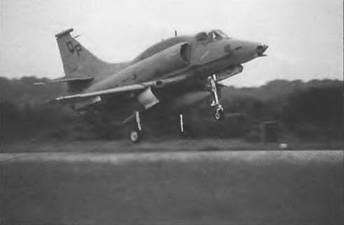 Энциклопедия современной военной авиации 1945-2002: Часть 1. Самолеты pic_521.jpg