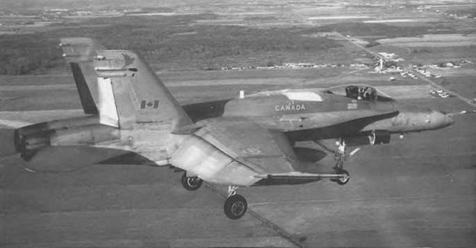 Энциклопедия современной военной авиации 1945-2002: Часть 1. Самолеты pic_533.jpg