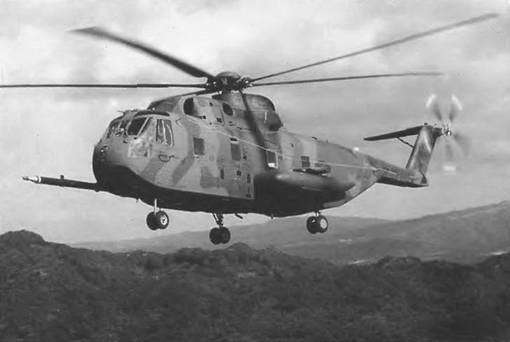 Энциклопедия современной военной авиации 1945-2002: Часть 2. Вертолеты pic_140.jpg