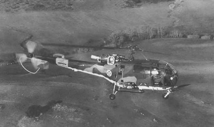 Энциклопедия современной военной авиации 1945-2002: Часть 2. Вертолеты pic_165.jpg