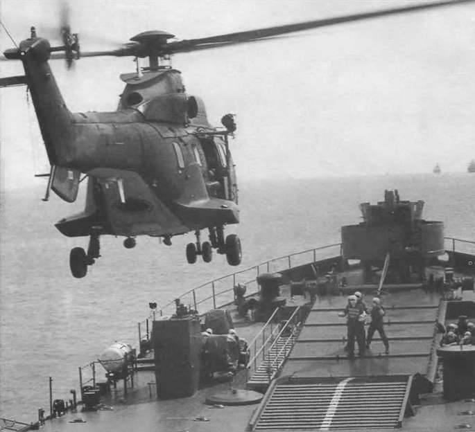 Энциклопедия современной военной авиации 1945-2002: Часть 2. Вертолеты pic_174.jpg