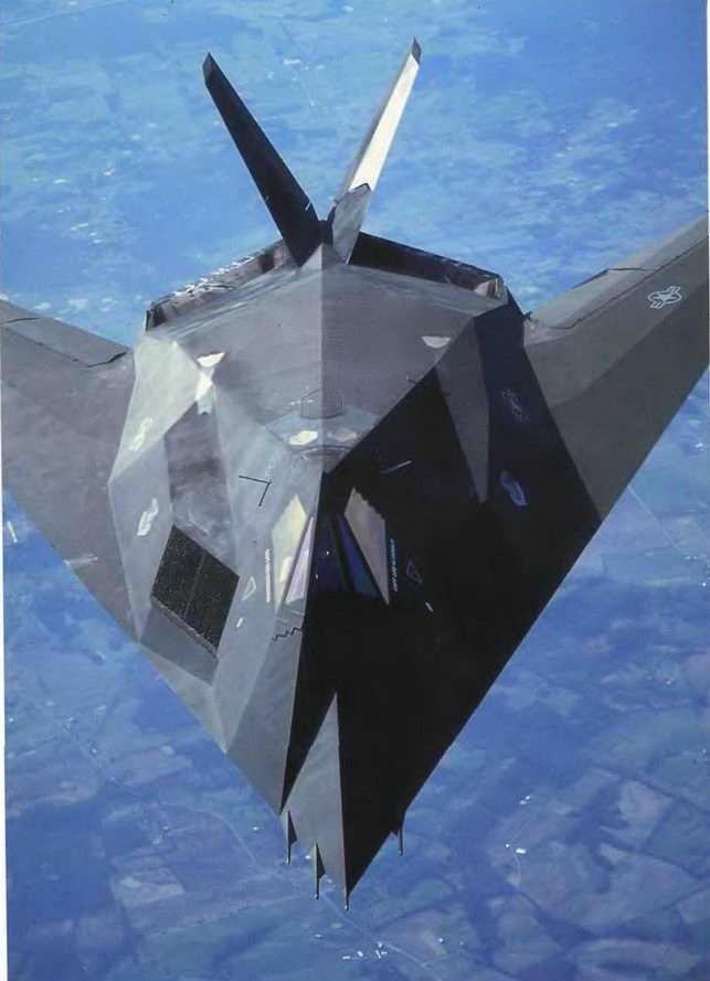 Энциклопедия современной военной авиации 1945-2002: Часть 3. Фотоколлекция pic_201.jpg