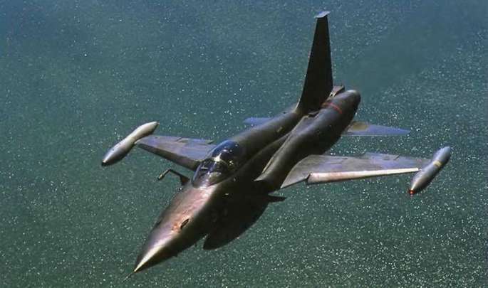 Энциклопедия современной военной авиации 1945-2002: Часть 3. Фотоколлекция pic_218.jpg