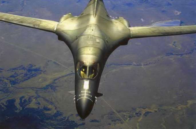 Энциклопедия современной военной авиации 1945-2002: Часть 3. Фотоколлекция pic_220.jpg