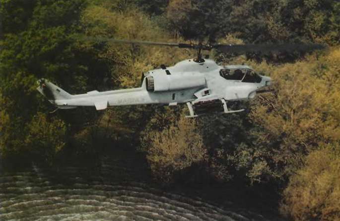 Энциклопедия современной военной авиации 1945-2002: Часть 3. Фотоколлекция pic_251.jpg